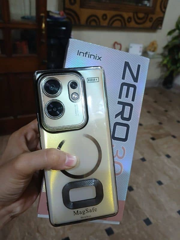 Infinix Zero 30 16/256 With box Vlog camera urgent sell 1