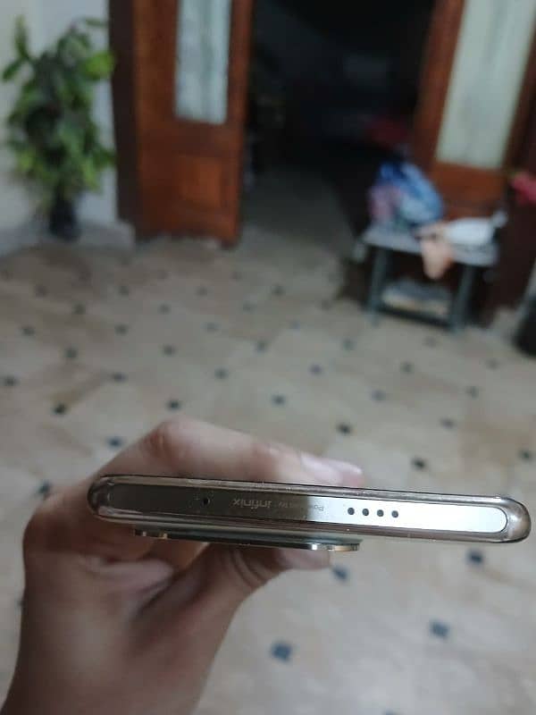 Infinix Zero 30 16/256 With box Vlog camera urgent sell 5