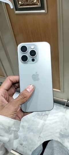 Iphone 15 pro jv 128gb Natural Titanium