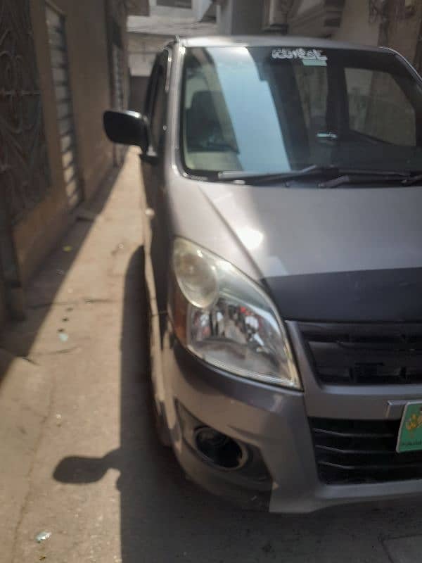 Suzuki Wagon R 2014 1