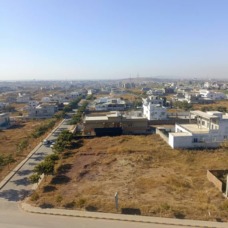 10 Marla Good Location Plot Available For Sale At Reasonable Price Sector E-16/3 Cabinet Division Employees Cooperative Housing Society Islamabad, 3