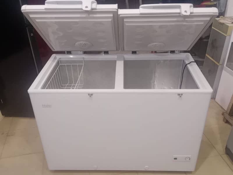 Haier Medium Size DoubLe DOoR InVerTeR Deep FreeZer 5