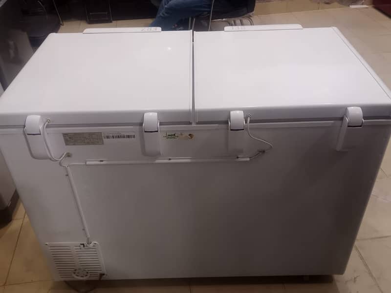 Haier Medium Size DoubLe DOoR InVerTeR Deep FreeZer 8