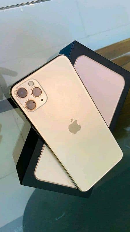 iPhone 11 pro max 256 GB full box PTA approved 03407747893 3