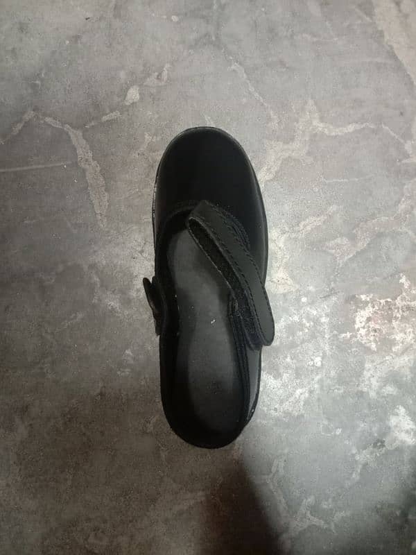 school shoes size 7+10 11+1 2+5 1