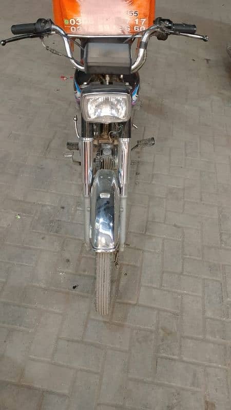 Honda CD 70 2006 4