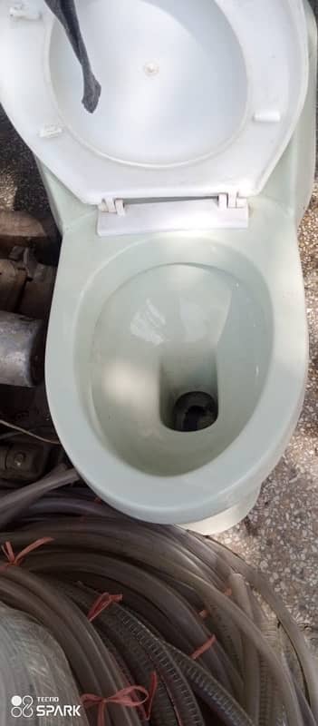 iFO 4inch Commode 1