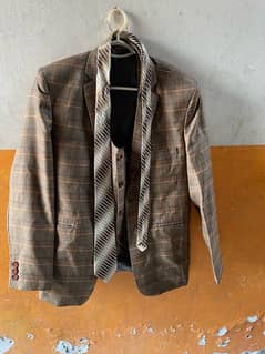 3 piece pent coat for sale with tie