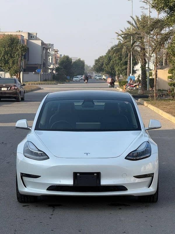 Tesla Model 3 2020 3