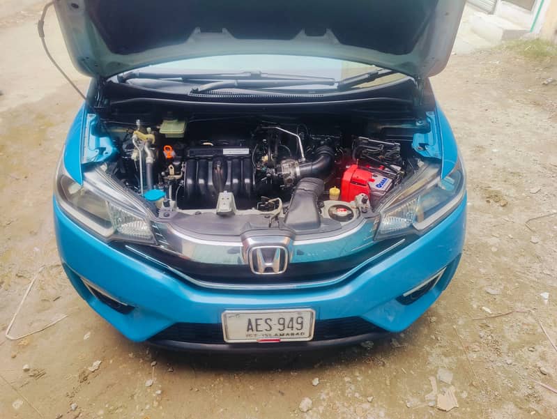 Honda Fit 1.5 Hybrid 2014 Model 6