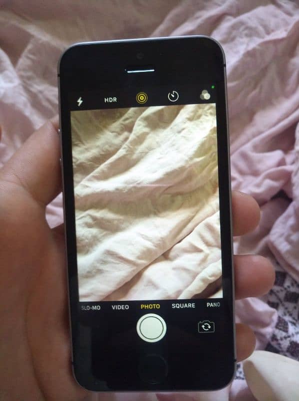 iPhone 5se Grey NON PTA 9