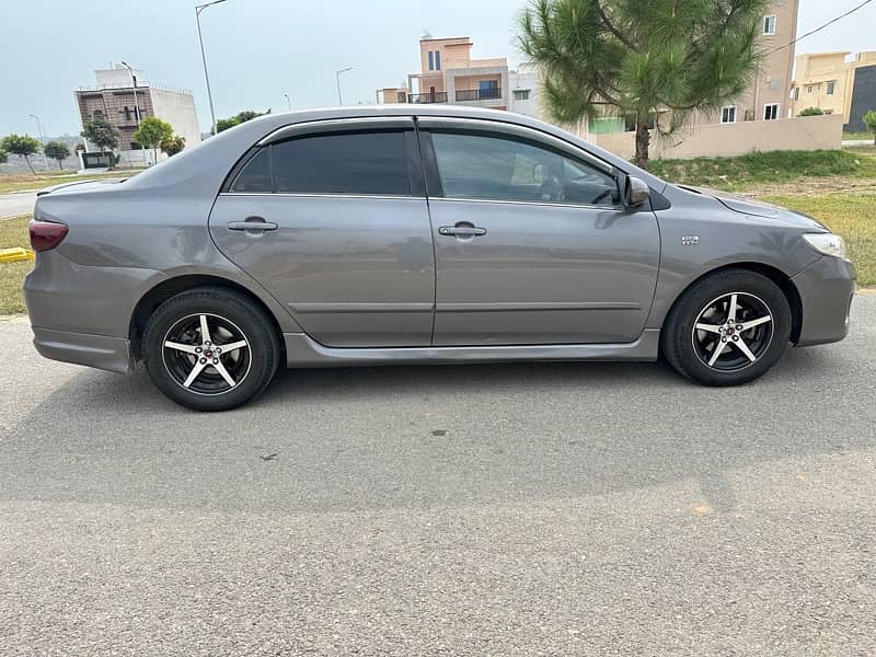 Toyota Corolla Altis 2012 5