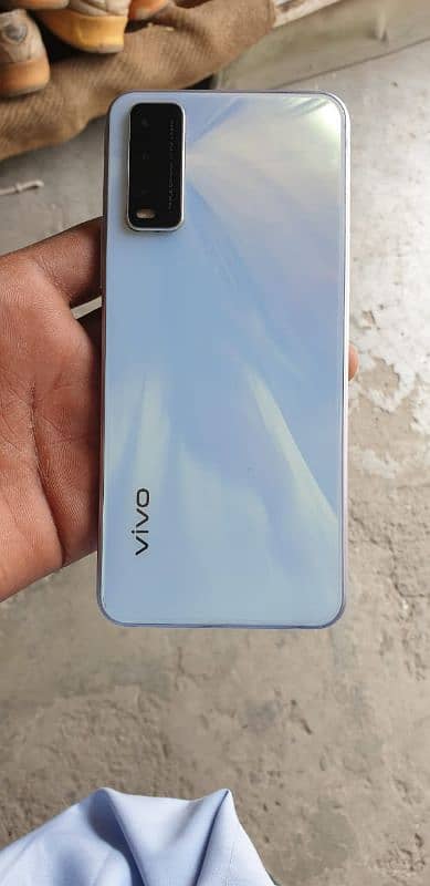 vivo y20.4gb.   64gb 1