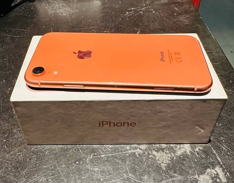 iPhone Xr 128GB GB PTA 4