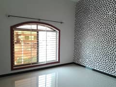 Upper Portion For rent In Rs. 140000