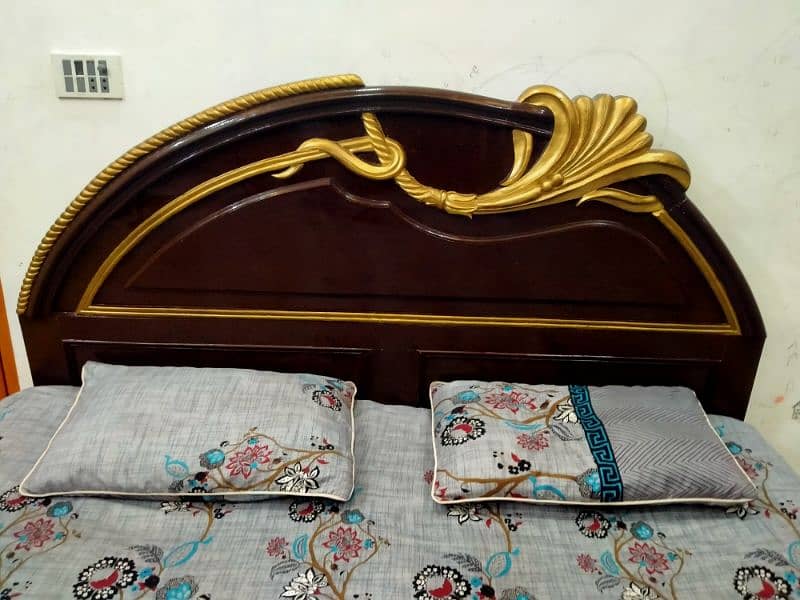 Bed Set wooden 2