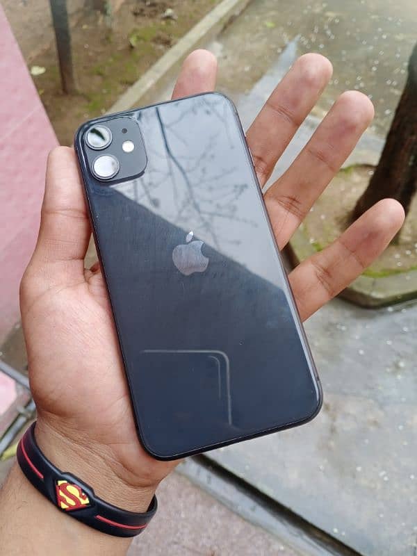 iPhone 11 64GB NON PTA 5