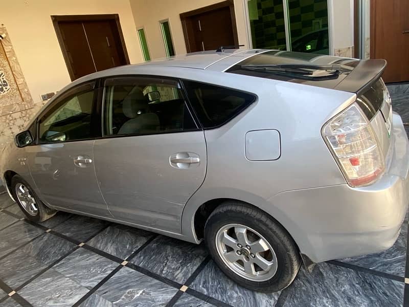 Toyota Prius 2014 1