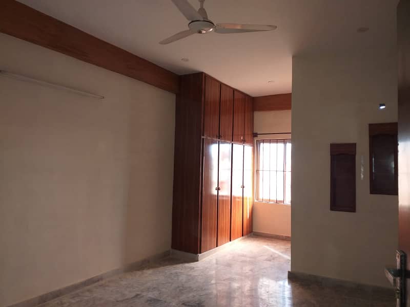 F-10 Al Mustafa Tower 2/Bedroom Apartment For Rent 6