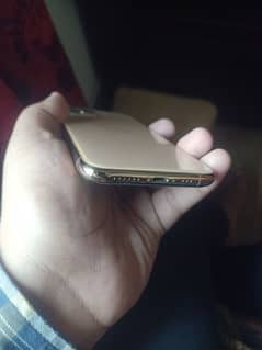 iPhone 11 pro 256gb PTA urgent sale