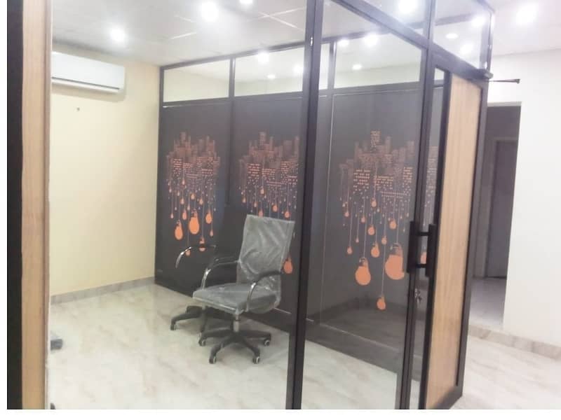 Area 1500 Square Feet Office Available For Rent Real Pictures In Main Boulevard Road Gulberg 3 Lahore 3