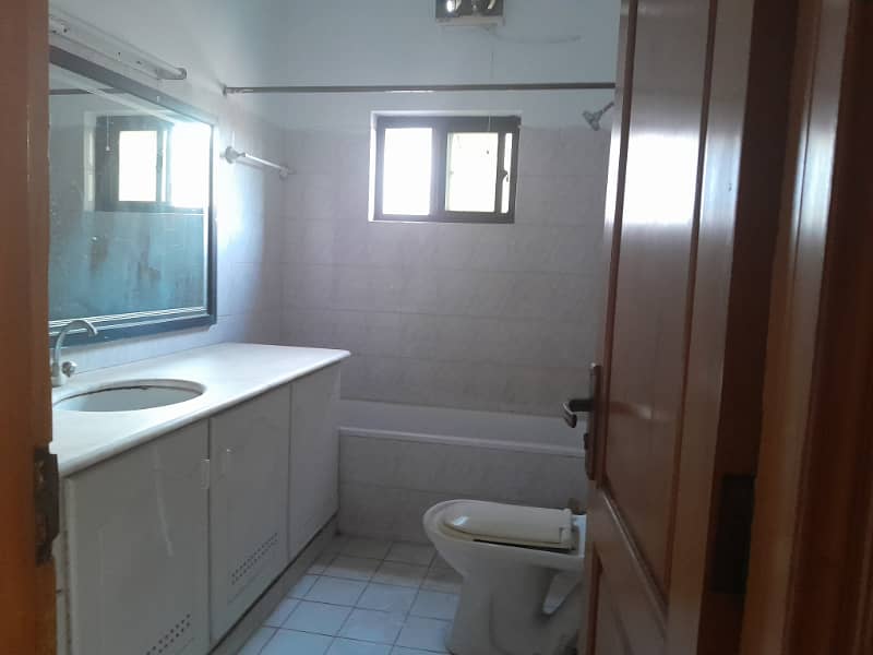 F-11/4 Beautiful House 2/Kanal Very Reasonable Rent Please Contact Us More Details: 7