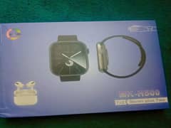 Brand New Smart Watch with 7 Interchangeable Straps &  Bluetooth