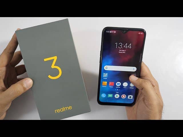 Realme 3 0