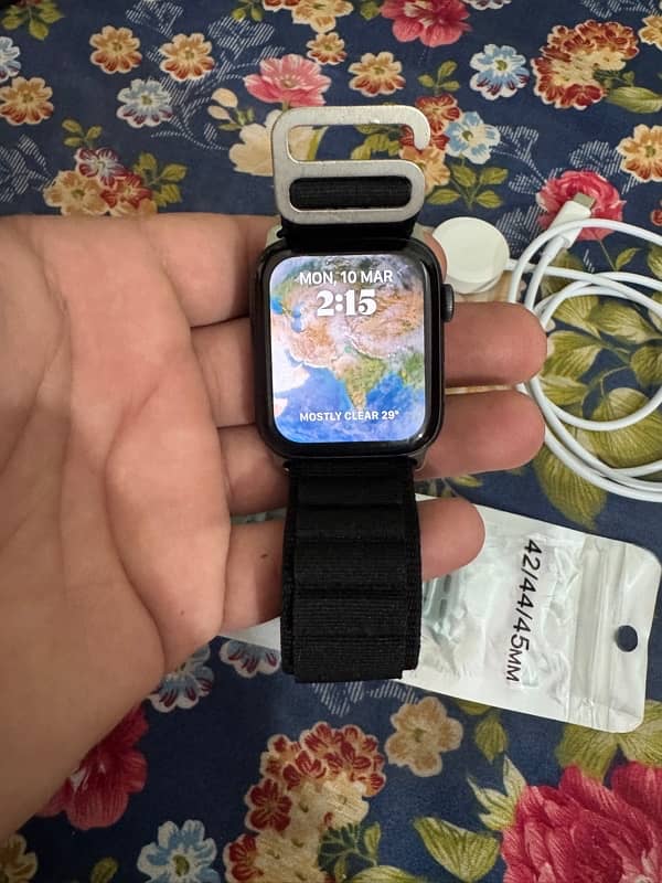 apple watch series 5 44mm 4