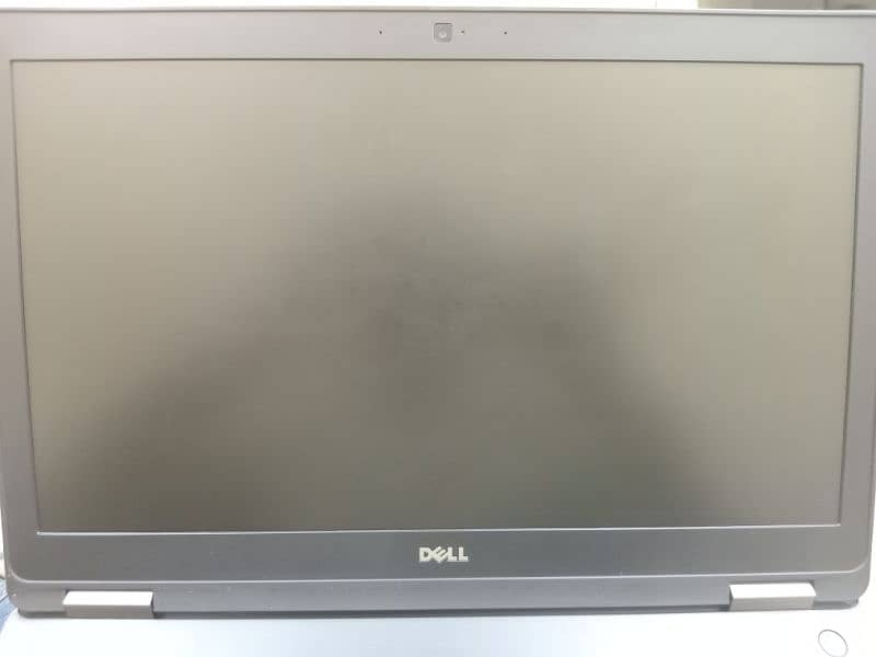 Dell Latitue E5570 2