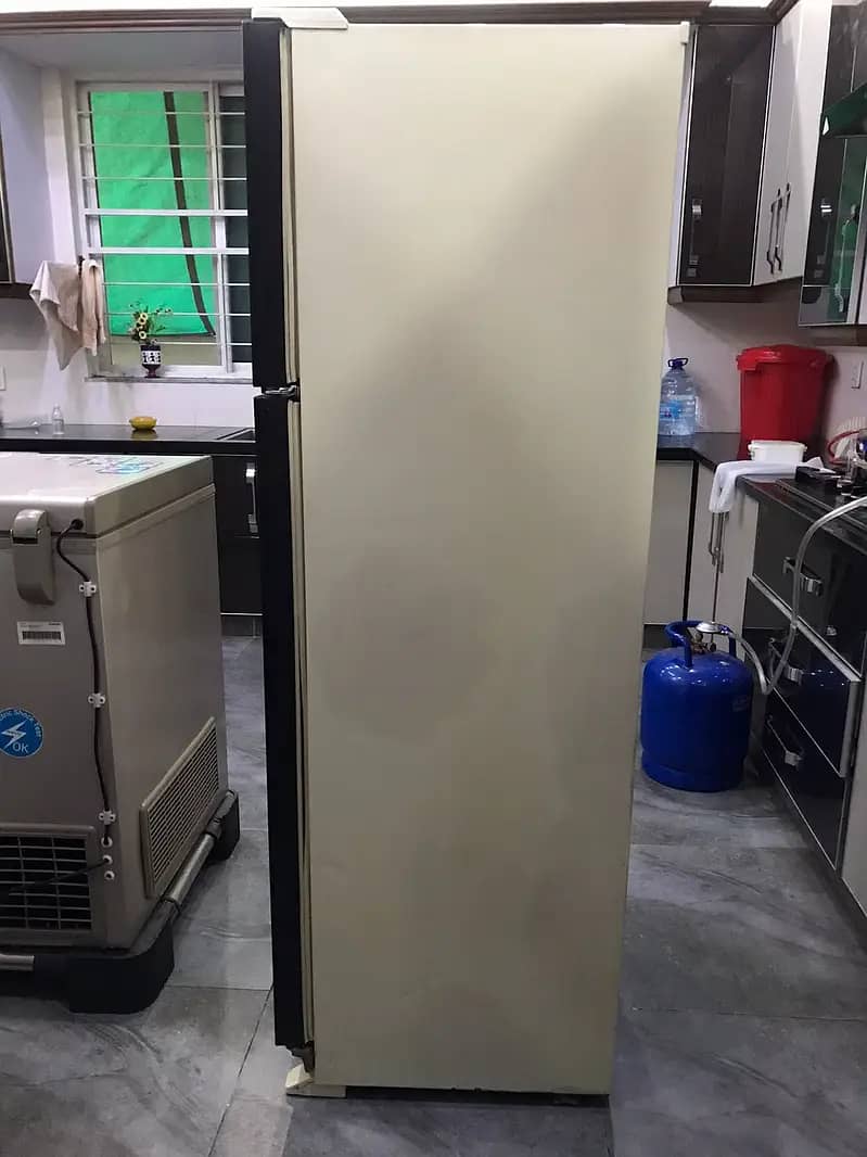 General ER-120K Fridge (Japan) 14 Cubic Feet 4