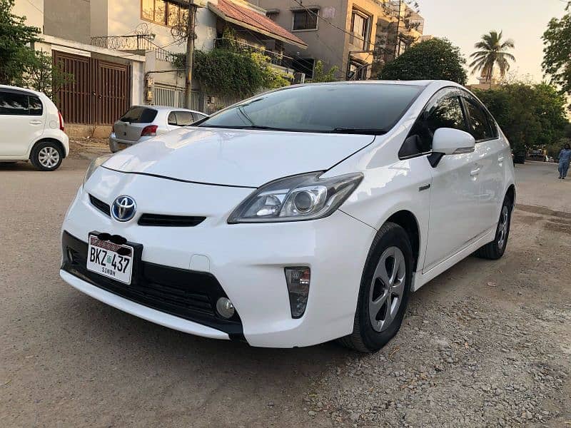 Toyota Prius 2015 6