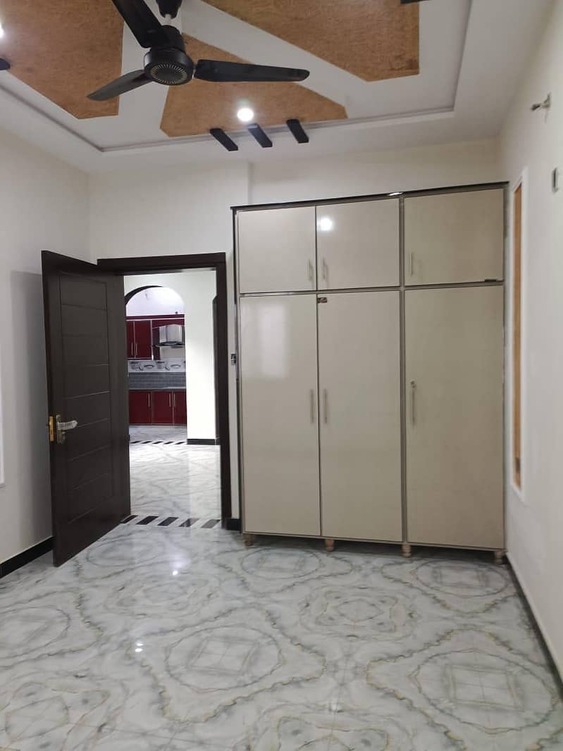 Brand New 5.5 marla fully ready house in Rizwan Colony Sialkot 6