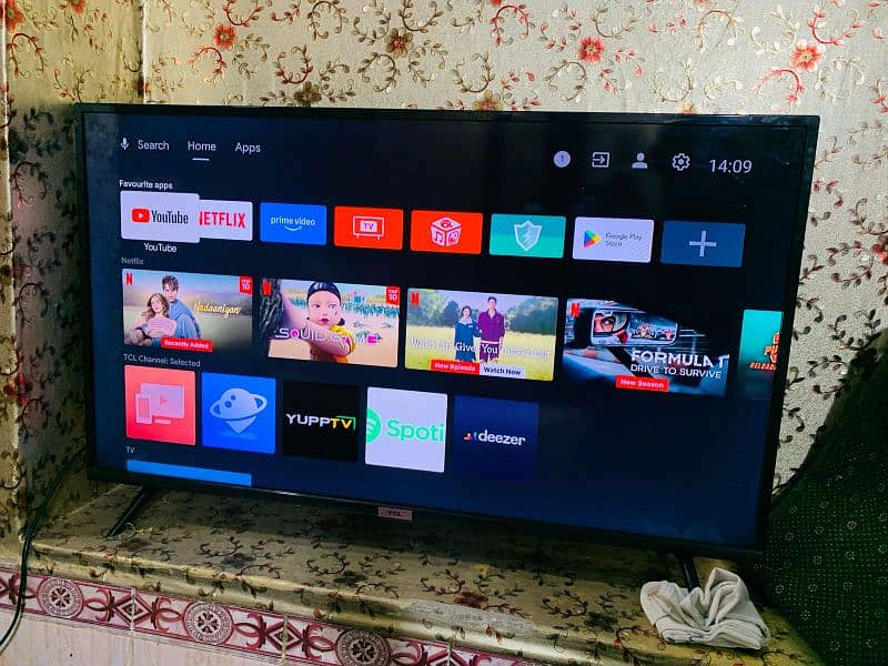 TCL 43" LED TV – Smart, Stunning & Affordable!* 2