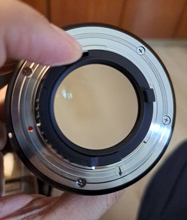 Sigma 35mm DG HSM Art lens for Nikon F mount 2