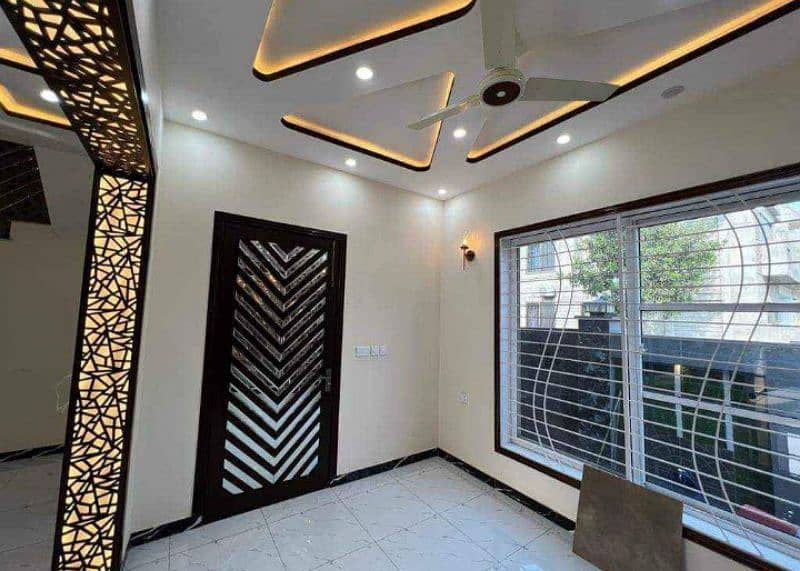 False ceiling pop 2