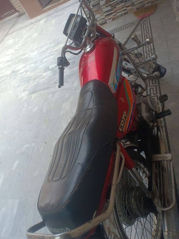 Exchange honda 125 or Prider honda 1