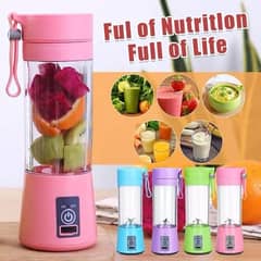 Portable & Rechargeable Mini Juicer Blender