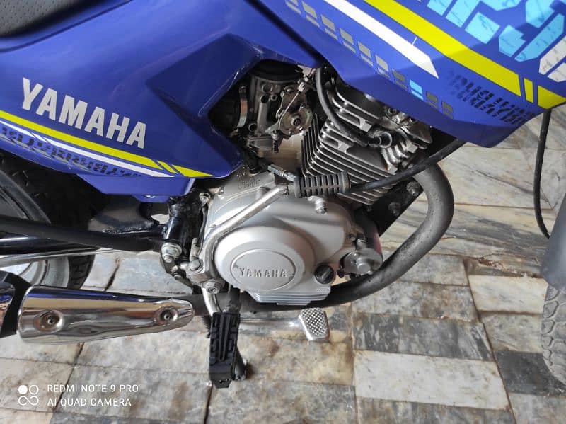 Yamaha ybr 125 G 4