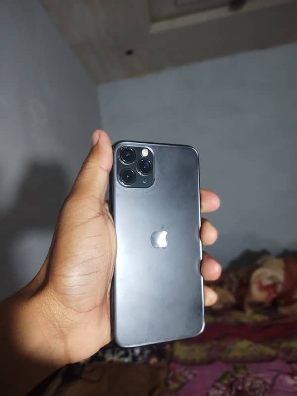 i phone 11 pro pta approved 64gb 1