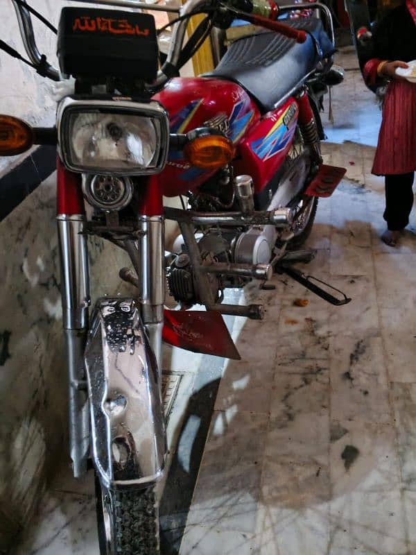 Urgent Sale MotorCycle No Work Required 3