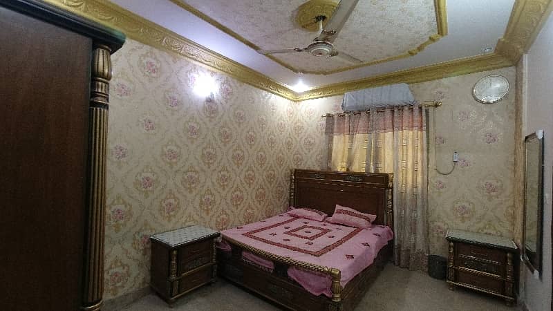 Gorgeous 120 Square Yards Lower Portion For sale Available In Gulshan-e-Iqbal Town 10