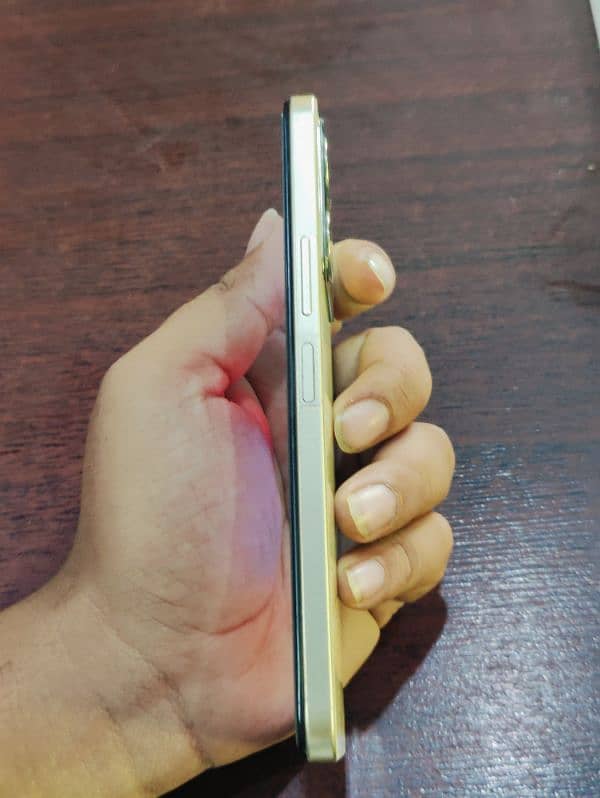 vivo Y35 8/128 10/10 condition 2