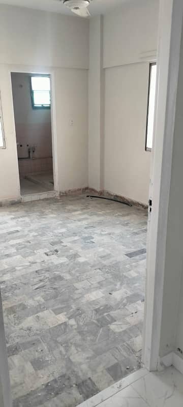 Beautiful Flat 2 Bed Lounge 43 Lakh 4