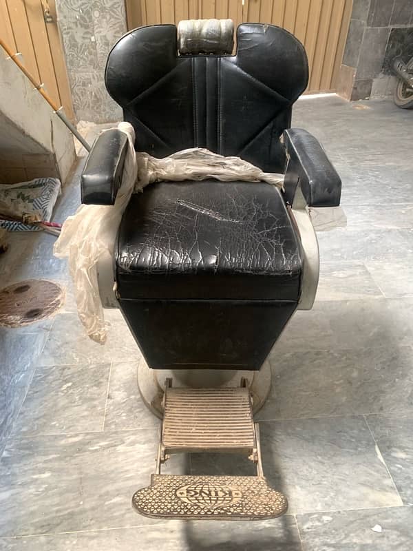 parlour, salon chair 1