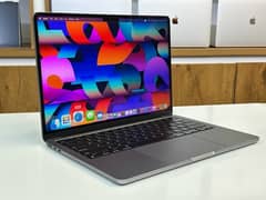 MacBook Air 2022 | 14-inches | M2-Chip | 8GB RAM With 256 GB Storage