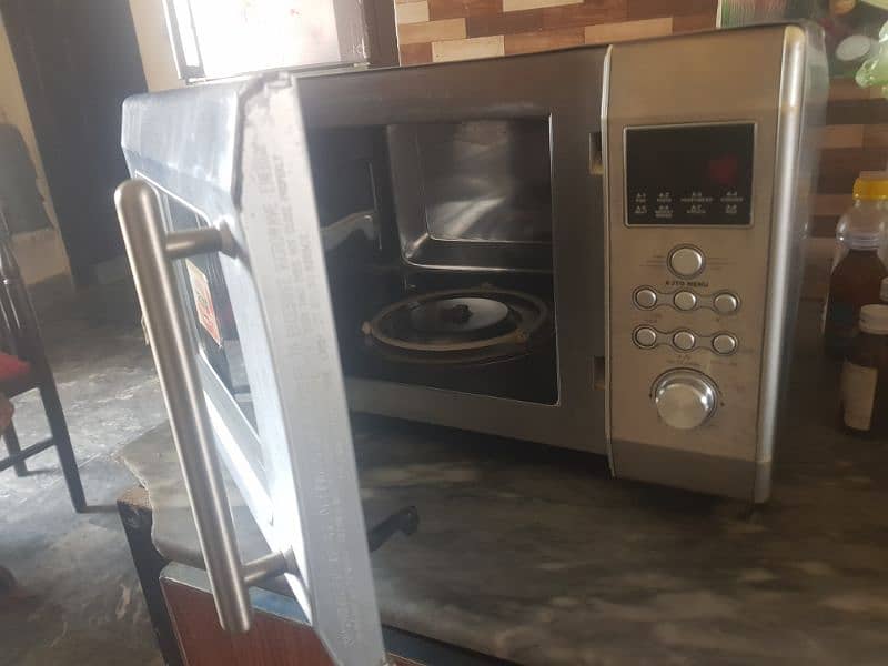 Kenwood Microvave Oven| Good  ondition 6