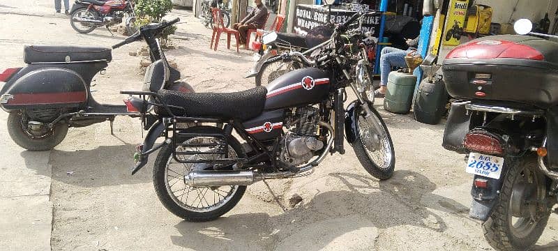 suzuki gs150 3