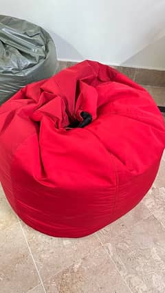 Bean bags ( urgent )