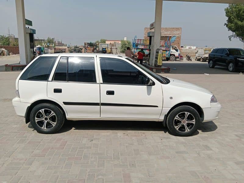 Suzuki Cultus VXR 2015 3